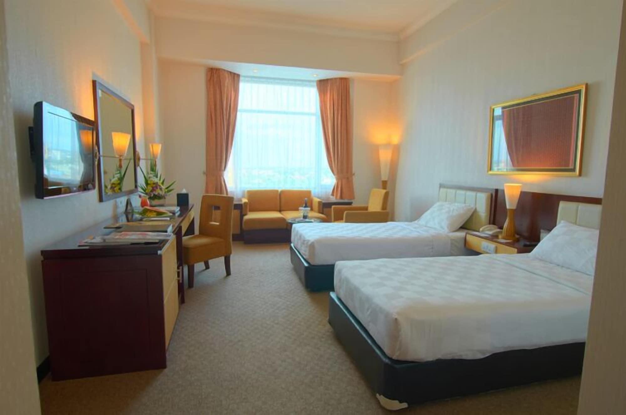 Grand Jatra Hotel Pekanbaru Exterior foto